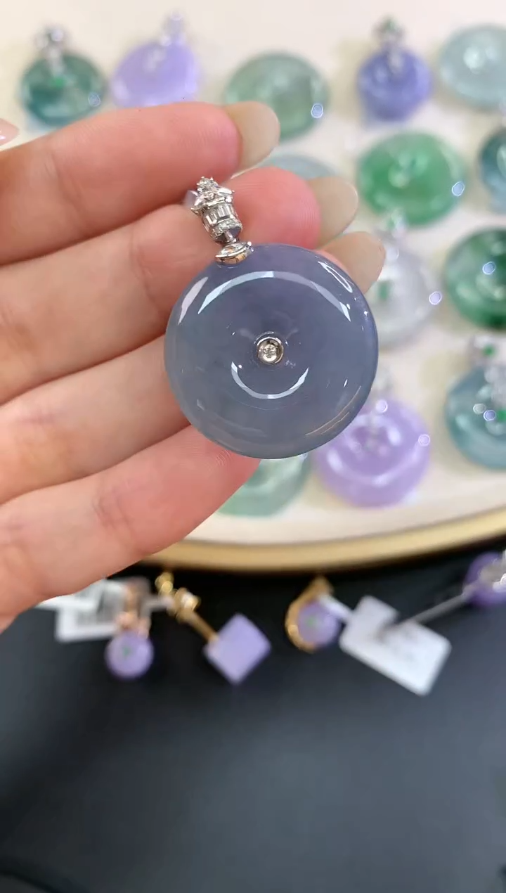 【闪购商品】翡翠吊坠(不含链)18K金镶嵌A396|6800