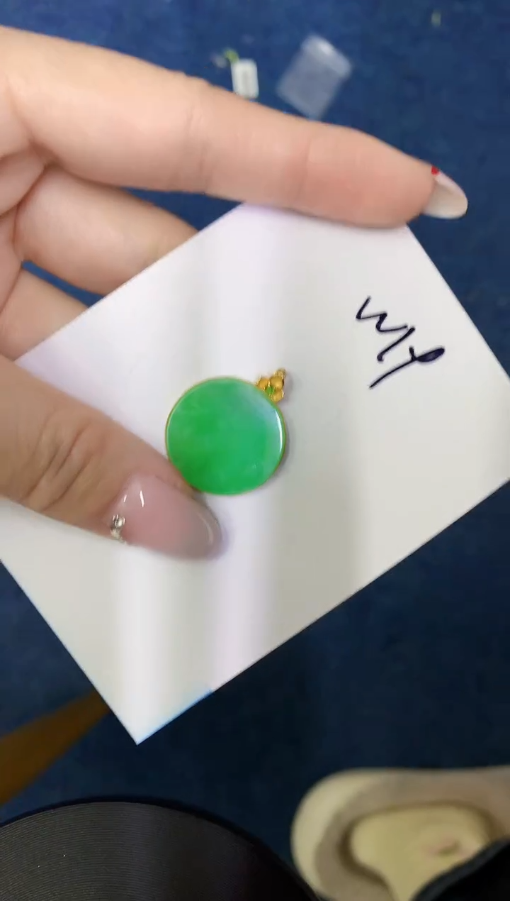 【闪购商品】翡翠颈饰18K金镶嵌00000000000