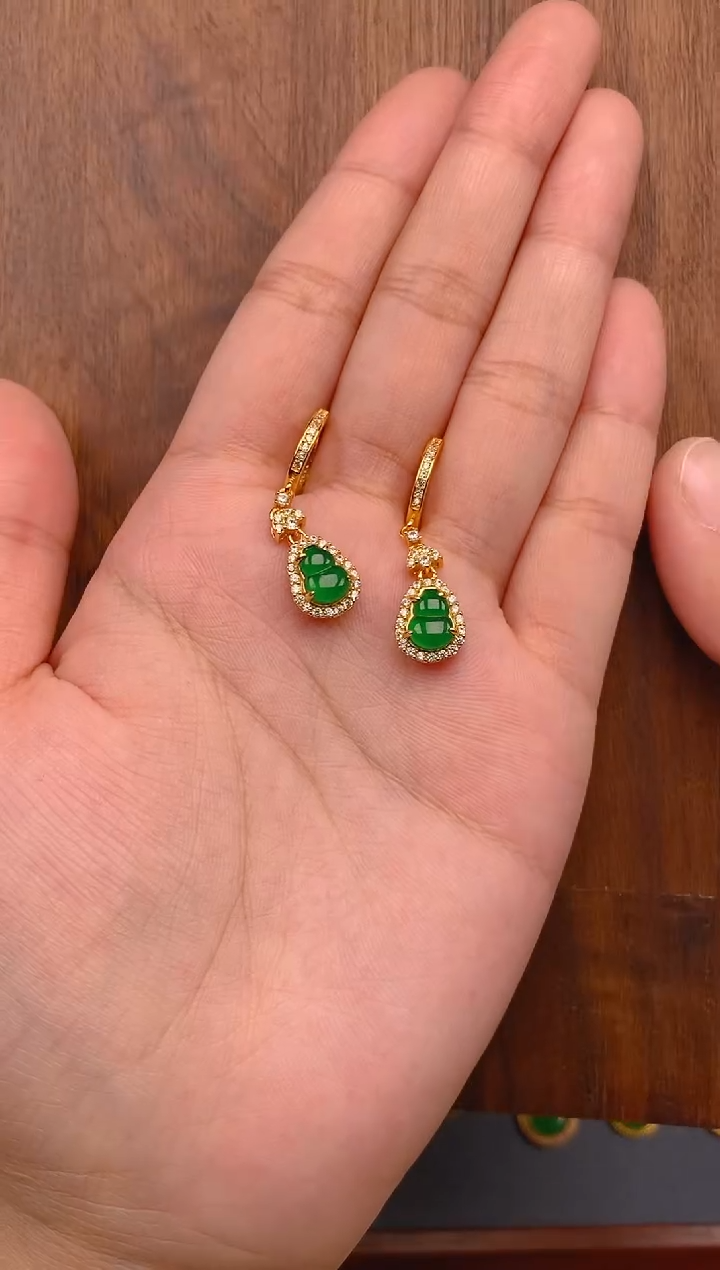 【闪购商品】翡翠耳饰银S925镶嵌金色葫芦耳包