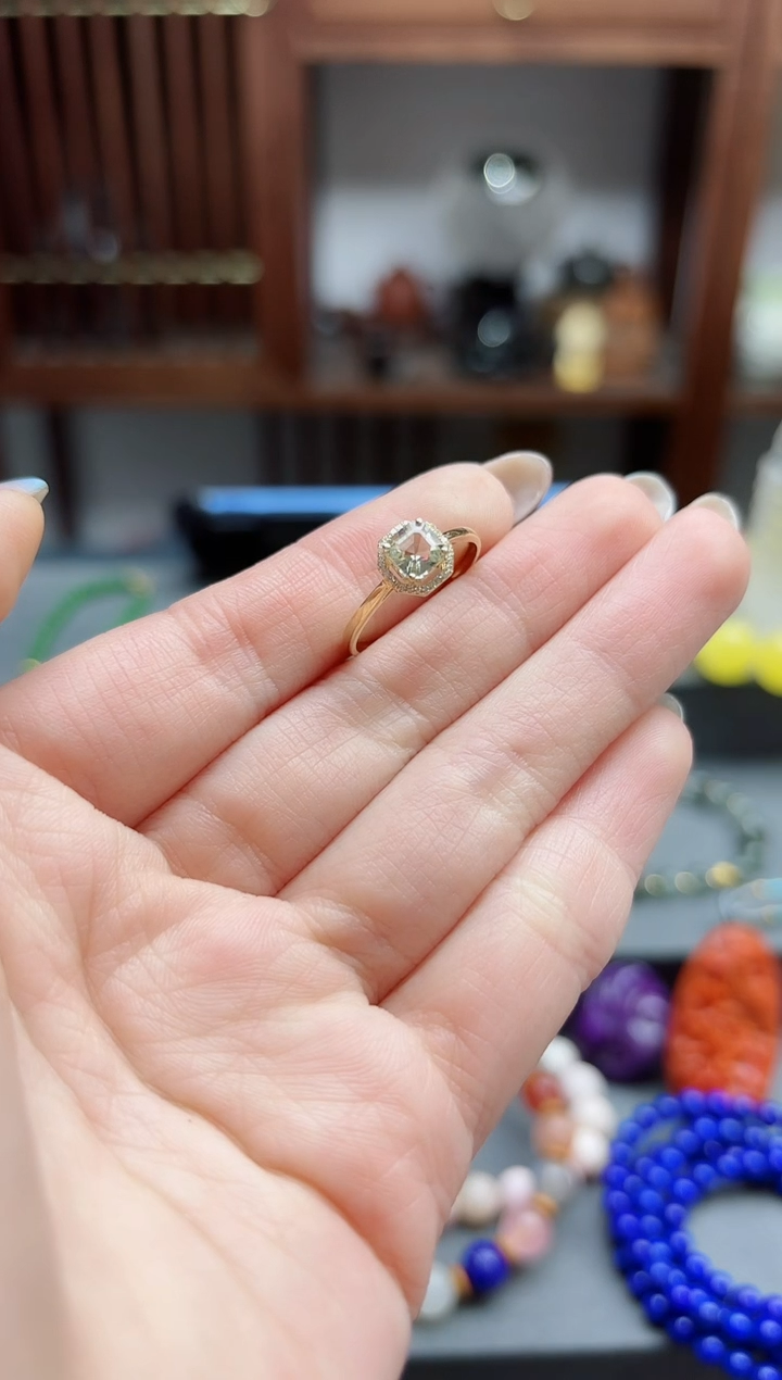 【闪购商品】碧玺戒指18K金镶嵌18k金碧玺戒指 GW