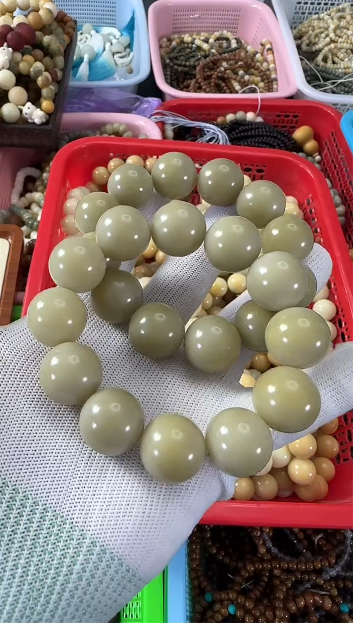 【闪购商品】白玉菩提手串20青提