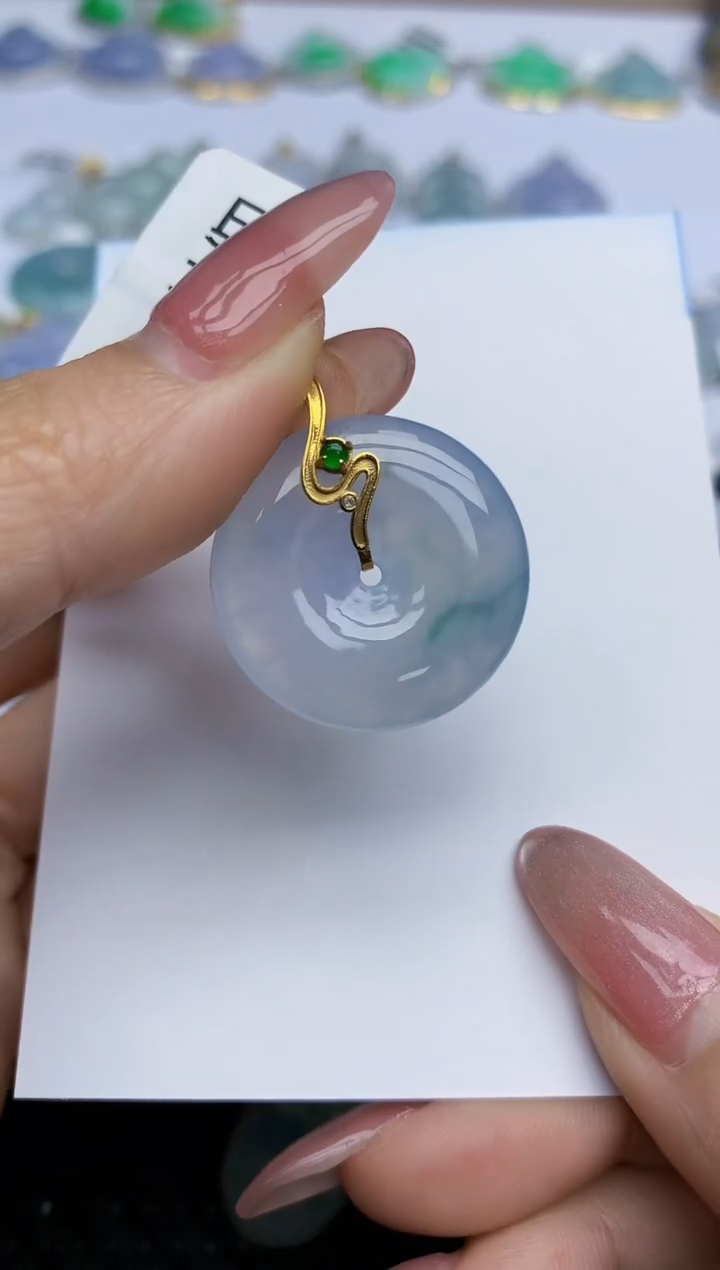 【闪购商品】翡翠挂件18K金镶嵌天然翡翠A货