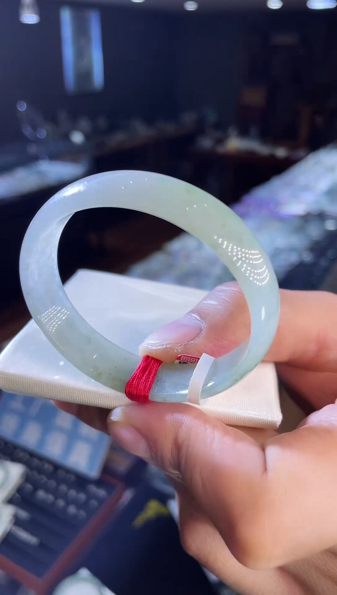 未镶嵌手镯翡翠纯天然