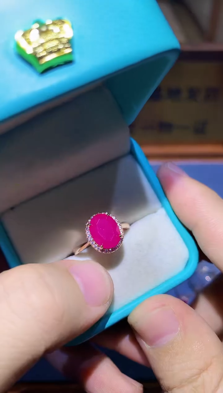 【闪购商品】红宝石戒指银S925镶嵌........