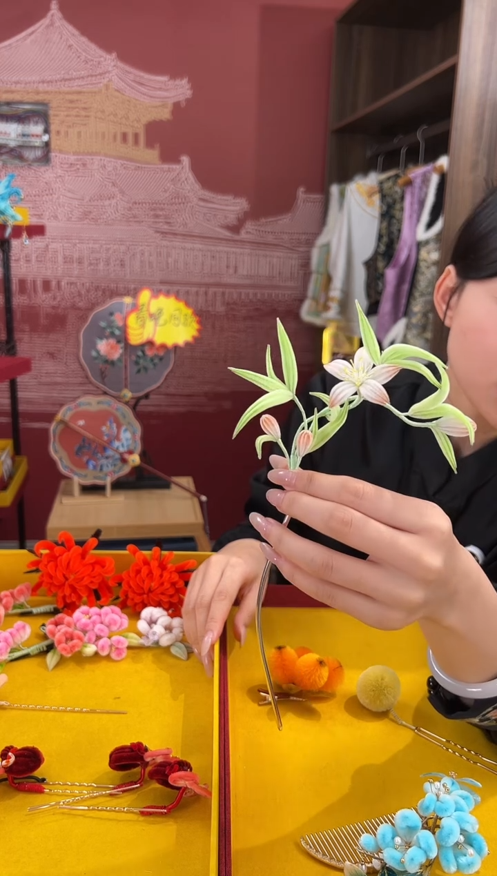 【闪购商品】刺绣 非遗绒花（发饰）