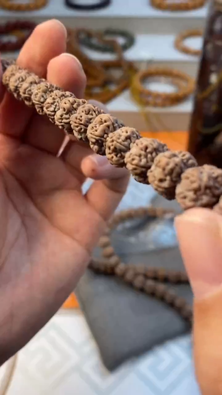 【闪购商品】金刚菩提手串真空包方堆梅花尺寸11-12+钢丝刷