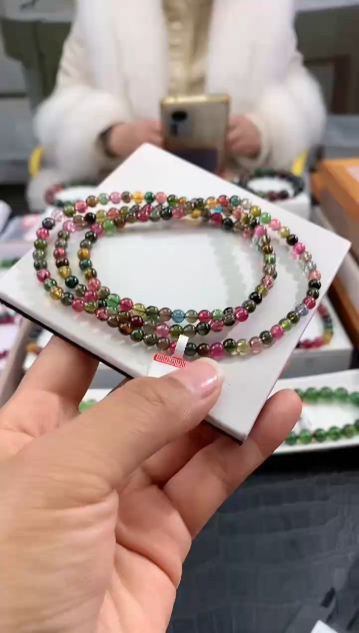 【闪购商品】碧玺手串未镶嵌多样性发一条