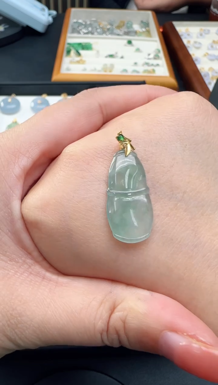 【闪购商品】翡翠颈饰18K金镶嵌TZG0118134