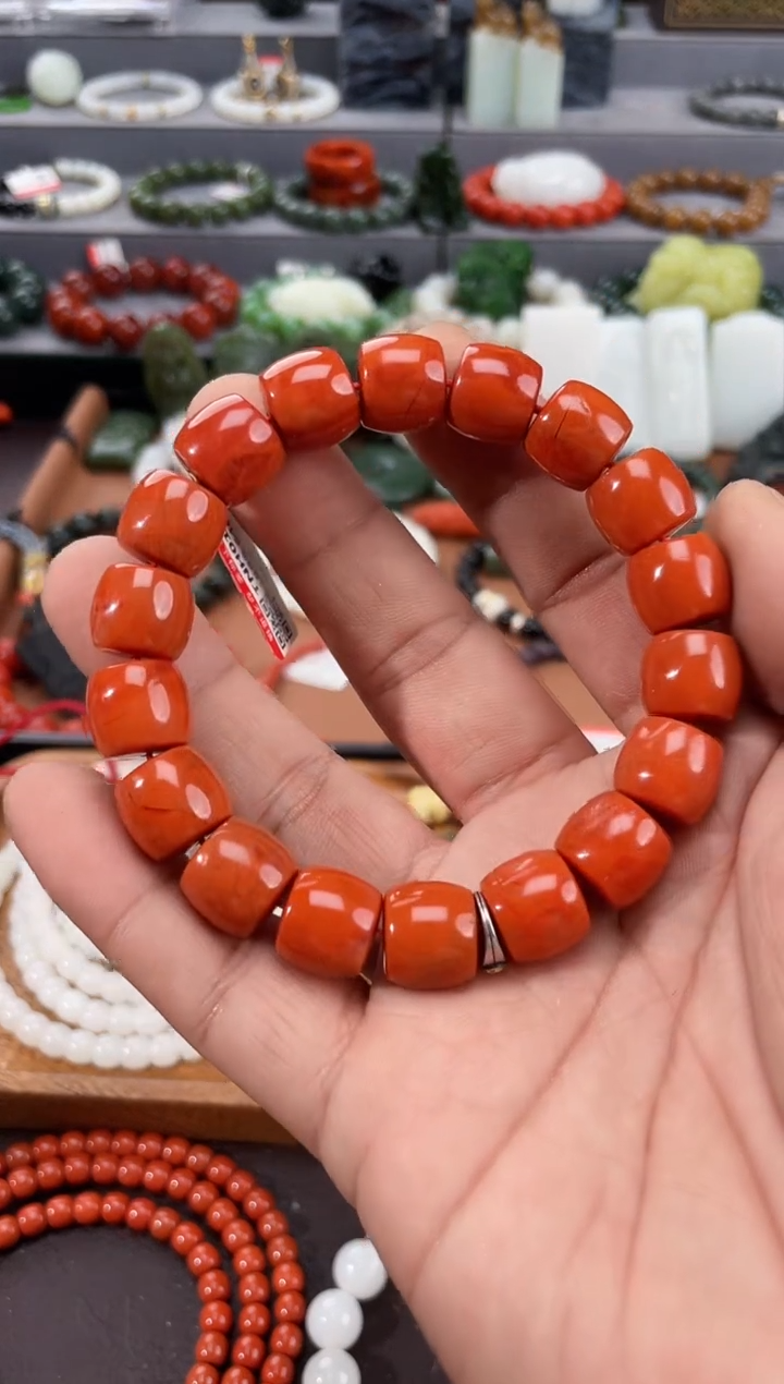 【闪购商品】南红玛瑙手串未镶嵌多样性发一件TNH0167