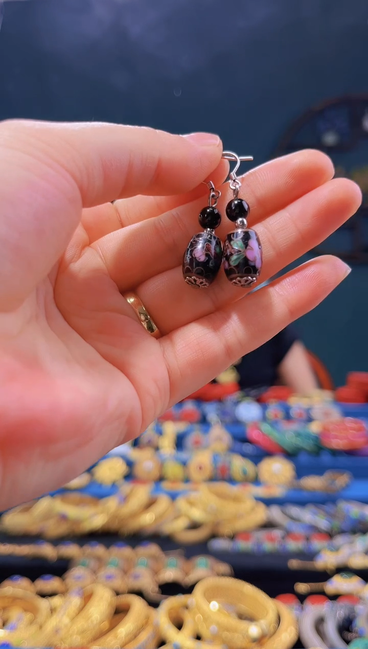 【闪购商品】非遗绝技 景泰蓝鼓珠耳环 黑