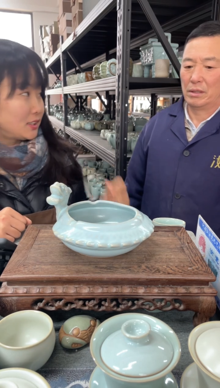 【闪购商品】瓷片天青 盘龙烟缸