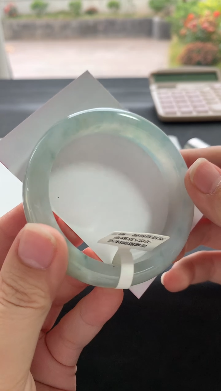 【闪购商品】翡翠手镯未镶嵌57.5正圈买断A7555