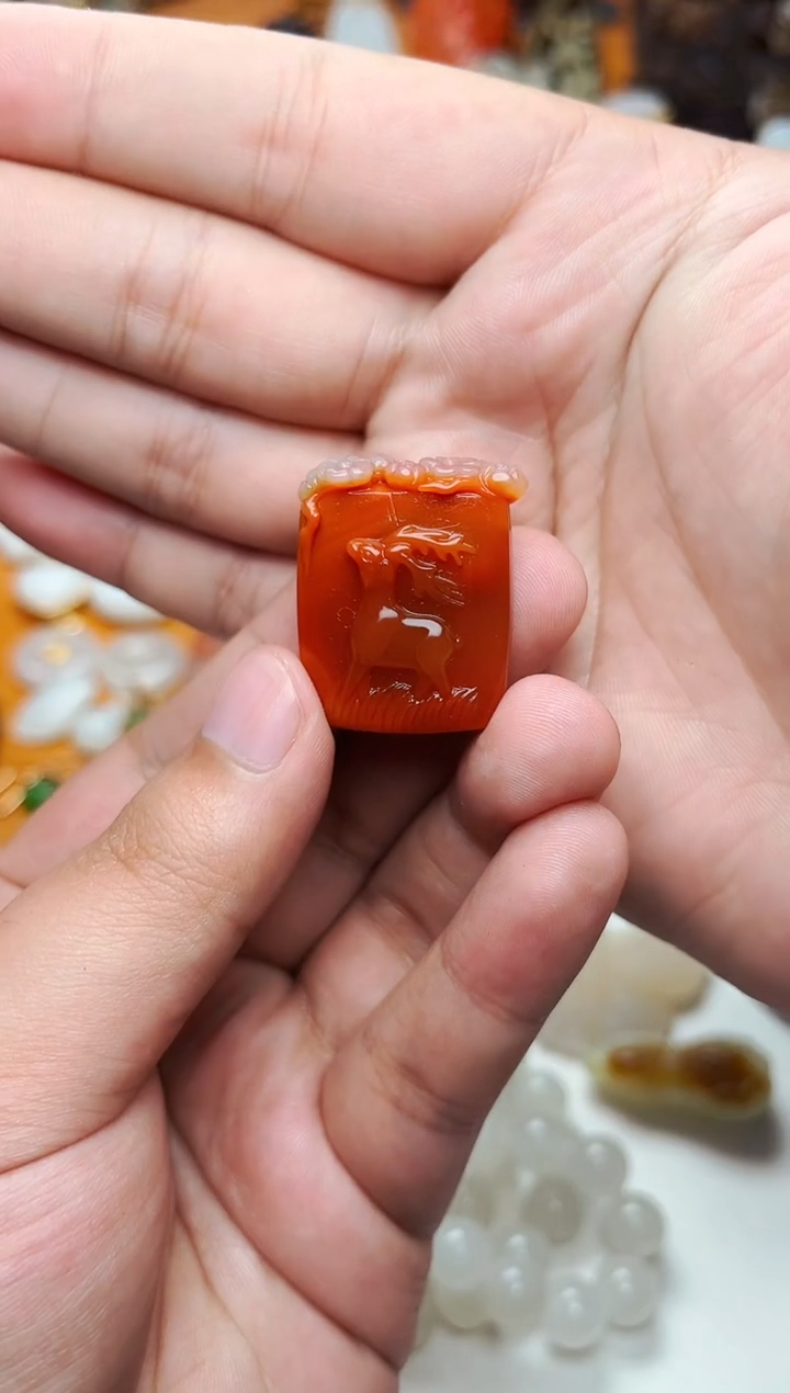 【闪购商品】南红玛瑙颈饰未镶嵌鹿01