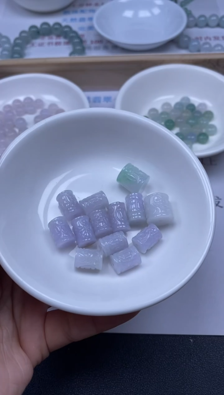 【闪购商品】翡翠颈饰未镶嵌雪欣散珠定制diy