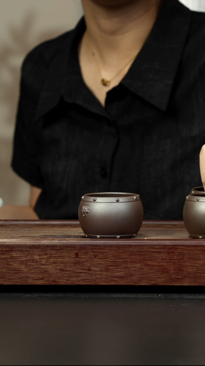 紫砂茶壶岩中泥三拼 战鼓杯