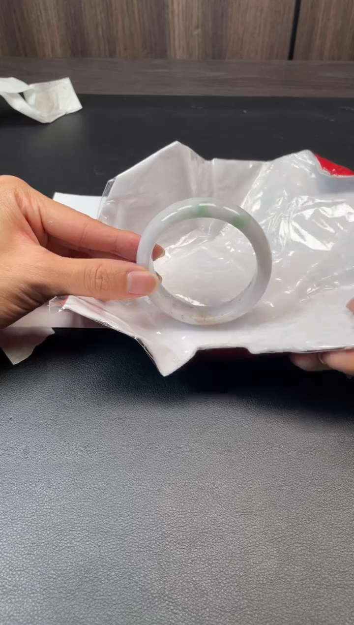 未镶嵌手镯翡翠666