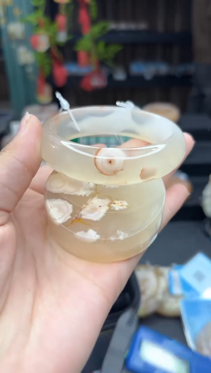 【闪购商品】石英质玉手镯未镶嵌561（55圈赠送镯心）