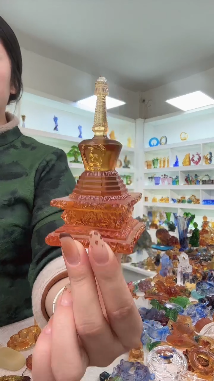 手工艺品琉璃舍利塔