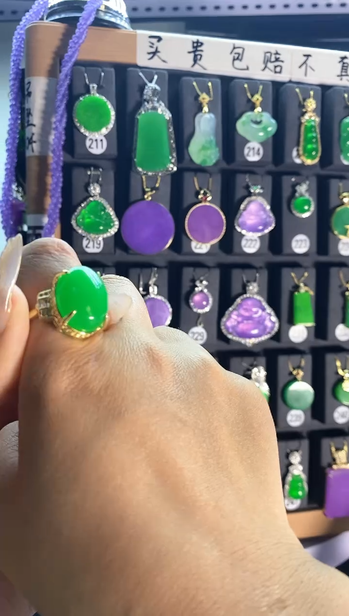 【闪购商品】翡翠耳饰银S925镶嵌看....