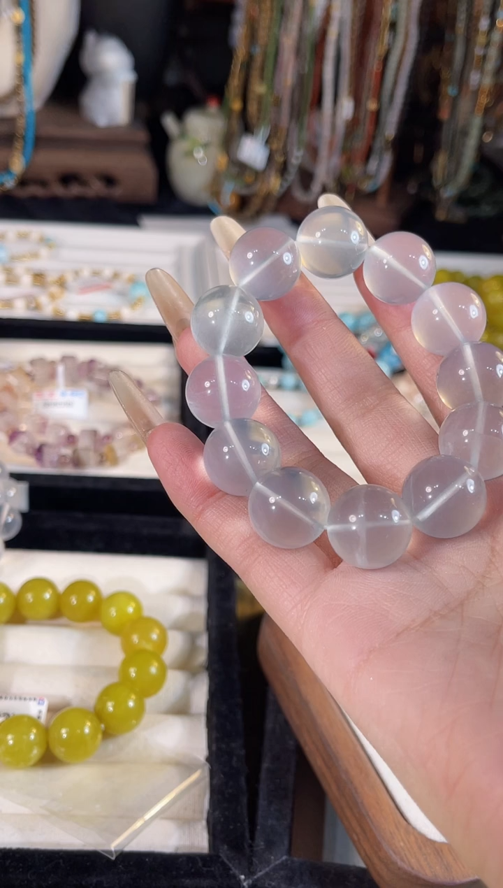 【闪购商品】蜜蜡手链未镶嵌多样性发货其一