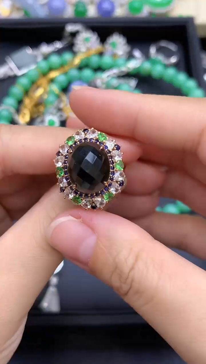 18K金镶嵌戒指翡翠710-中国好珍宝