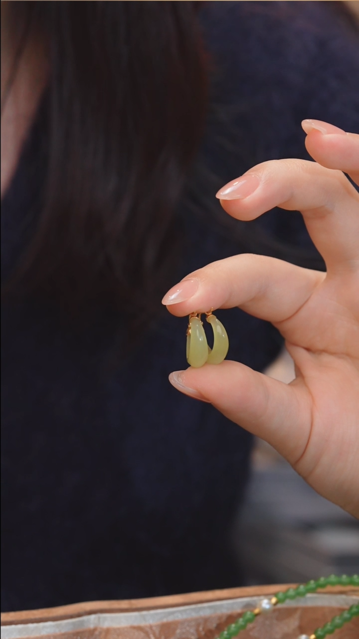 【闪购商品】和田玉耳饰18K金镶嵌多样性发 @@W8811