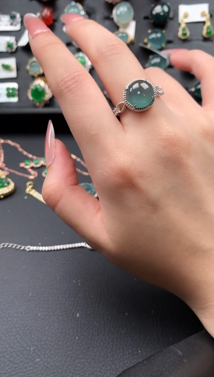 【闪购商品】翡翠戒指银S925镶嵌52141