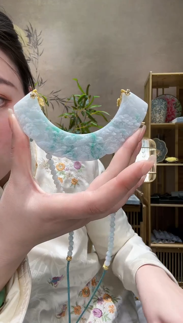 【闪购商品】翡翠颈饰未镶嵌吊坠