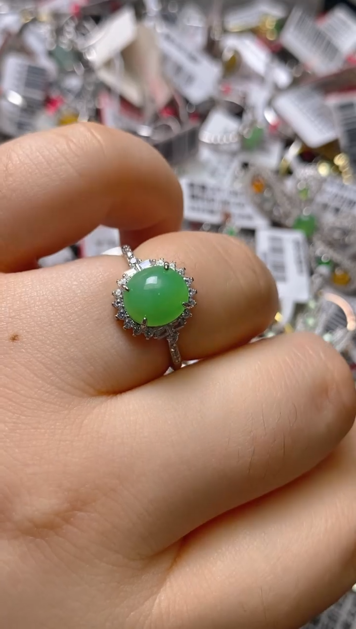 银S925镶嵌戒指翡翠百内无证书
