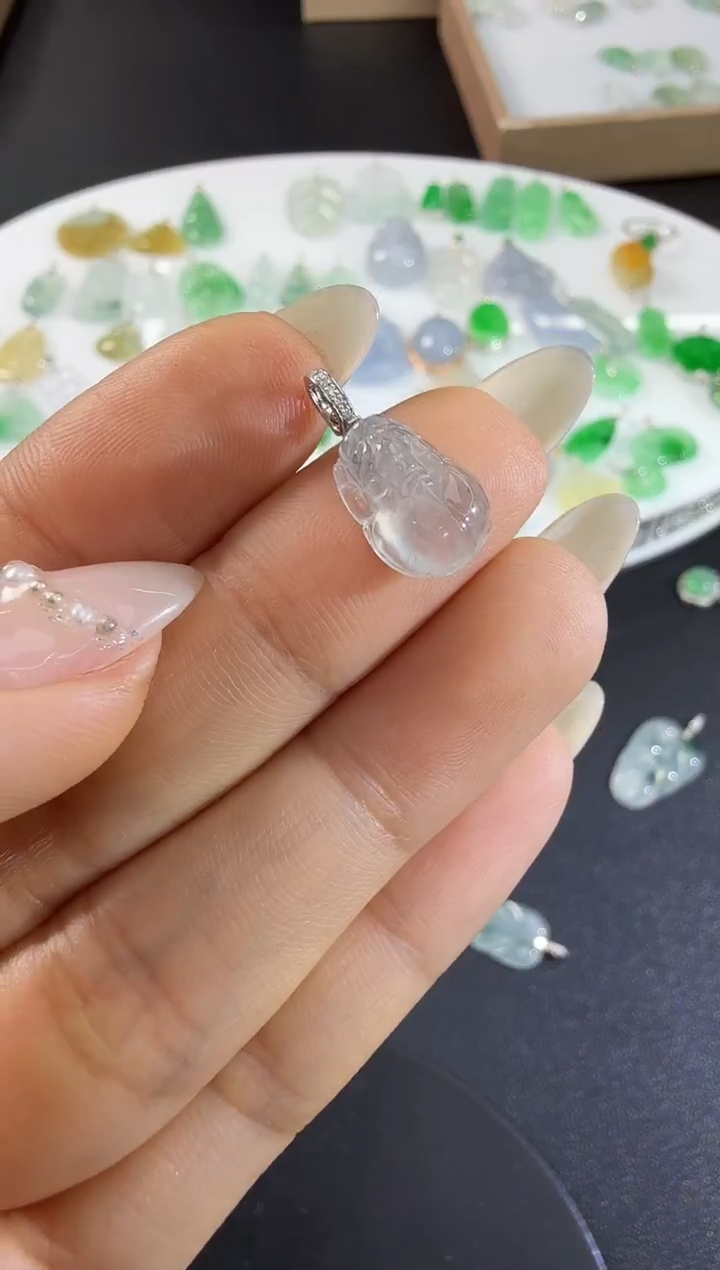 颈饰18K金镶嵌翡翠H1130-1501-452