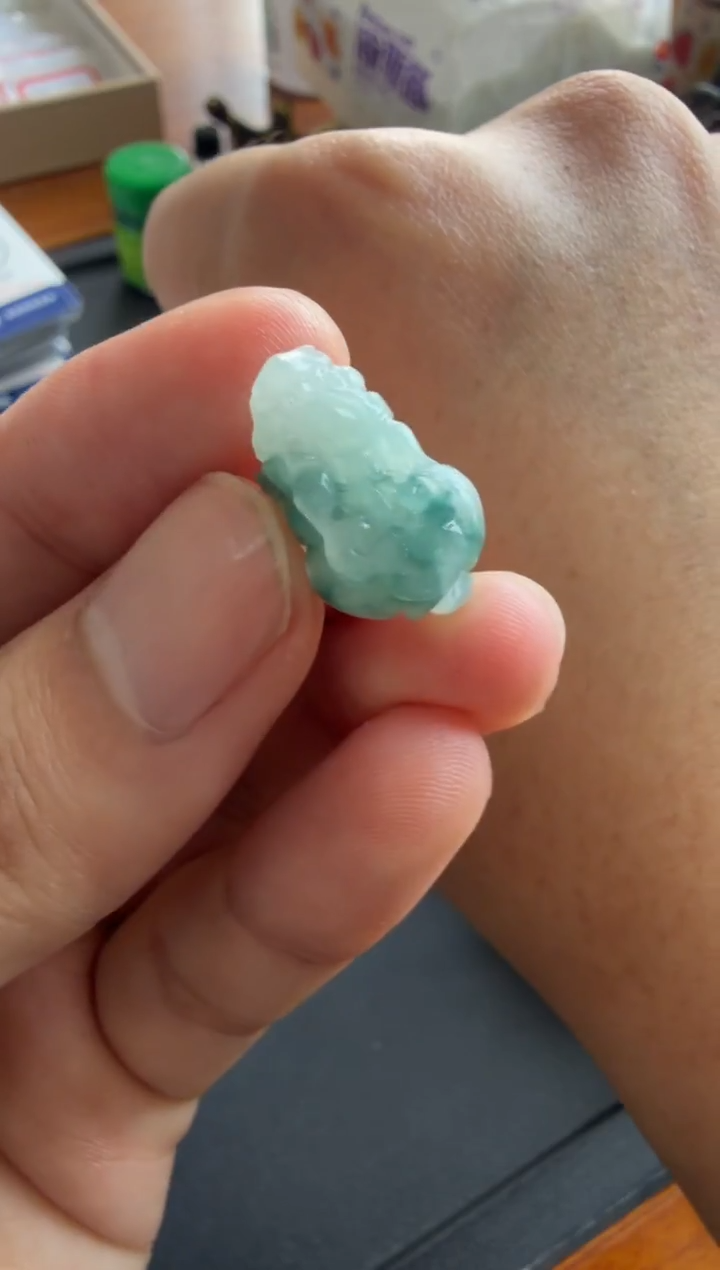 未镶嵌定制翡翠貔貅