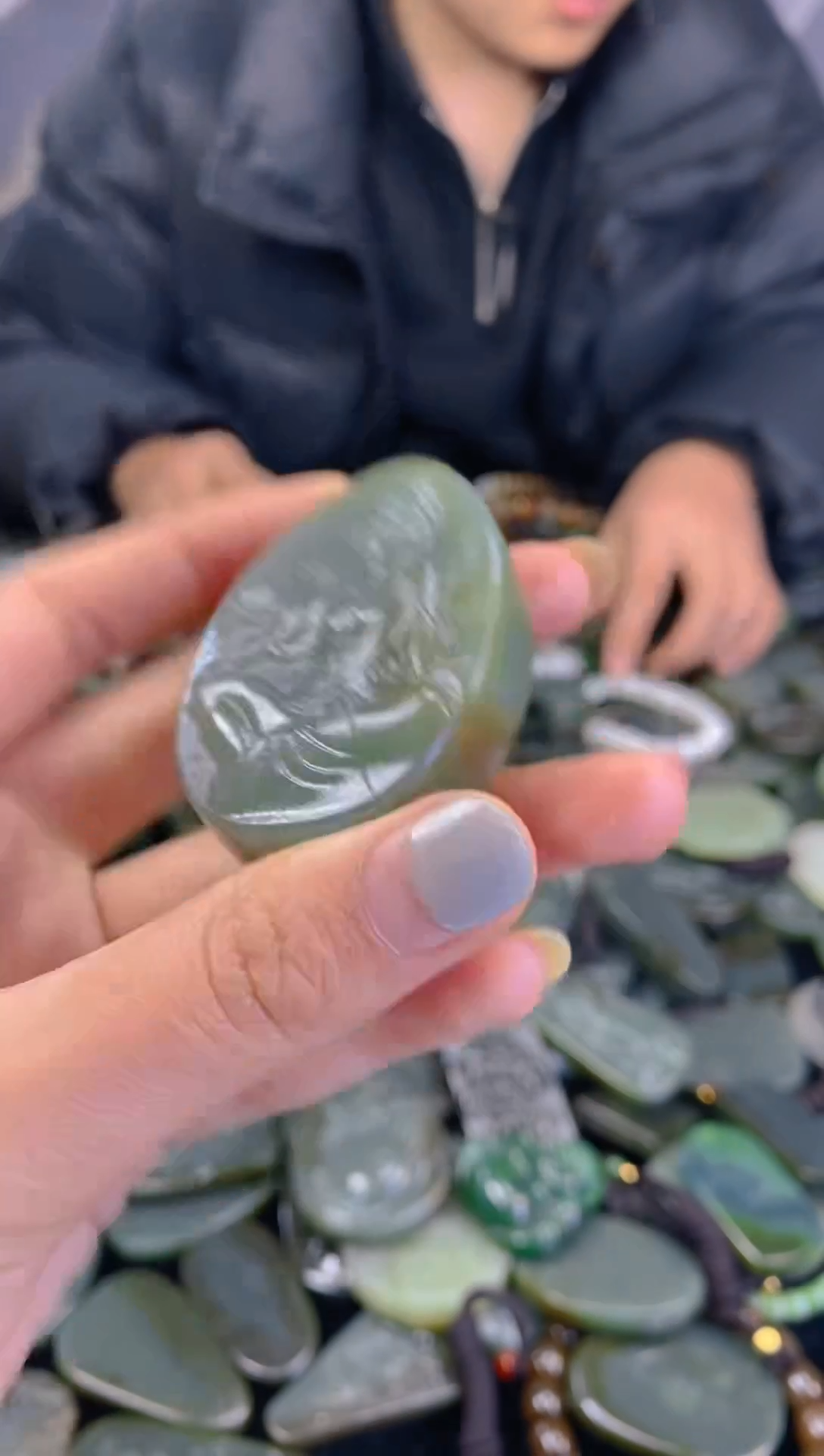 颈饰未镶嵌和田玉1
