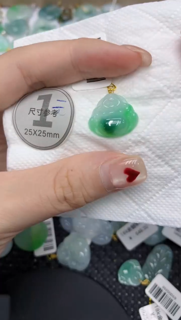 翡翠18K金镶嵌颈饰1111111