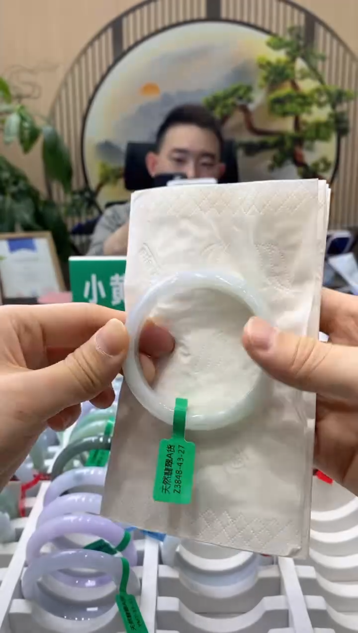 【闪购商品】翡翠手镯未镶嵌0000013462