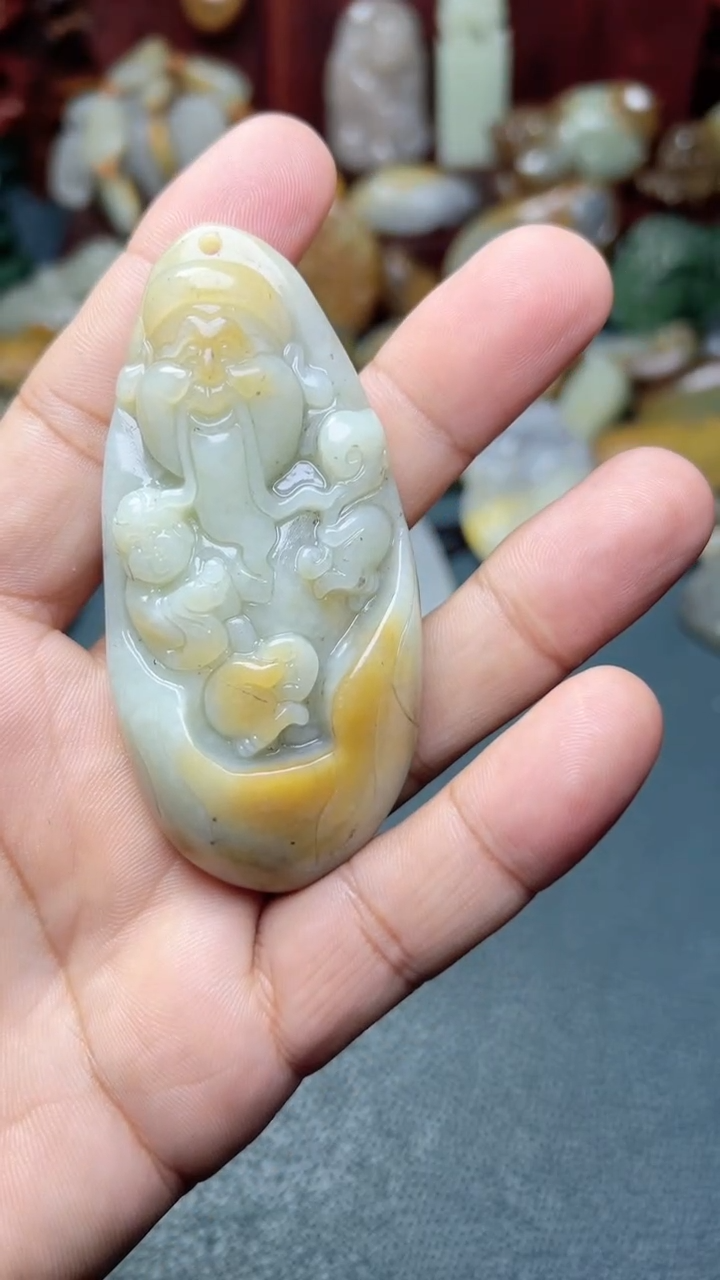 未镶嵌和田玉把件-