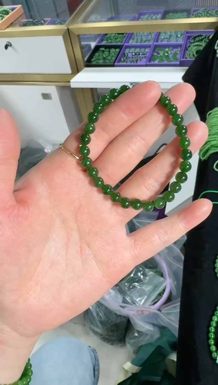 未镶嵌和田玉（碧玉）手链卡6 菠菜绿