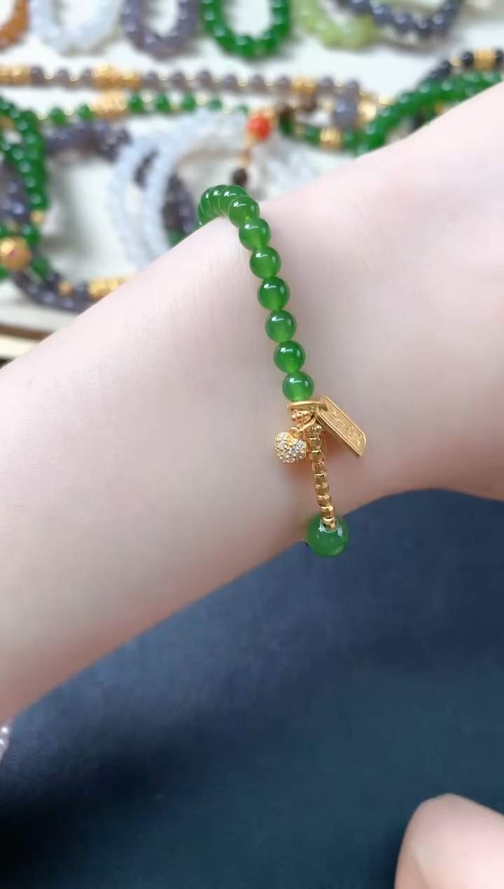 手串未镶嵌和田玉D479|380