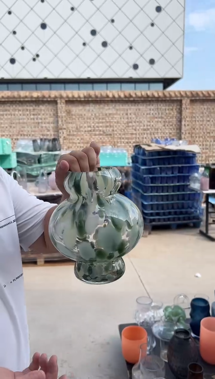 玻璃花瓶用于客厅桌面插花装饰
