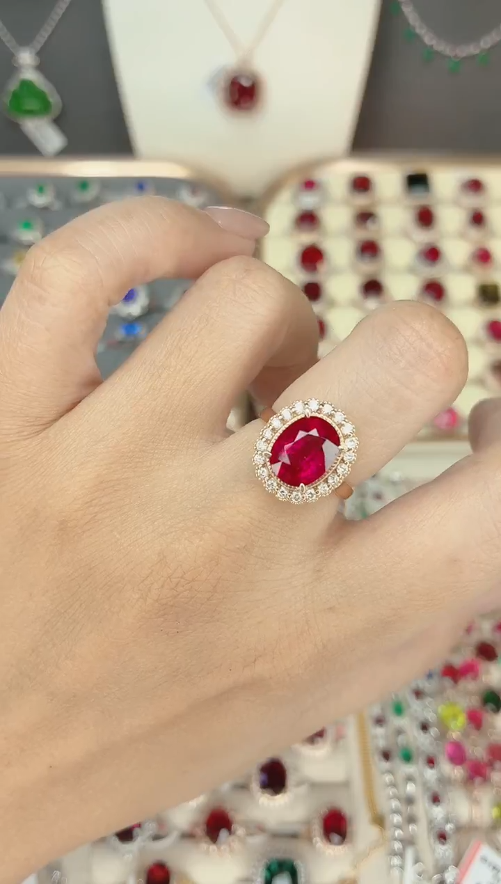 18K金镶嵌碧玺戒指碧玺4.1CT