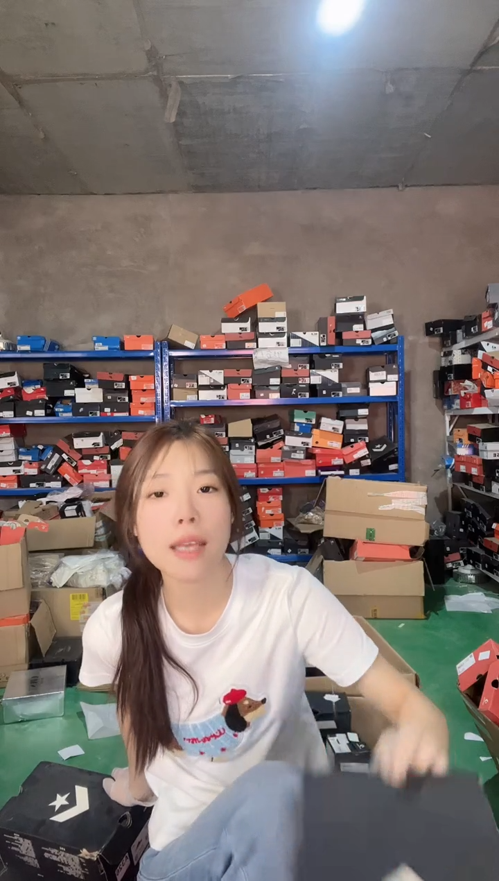 匡威瑕疵福利42-048