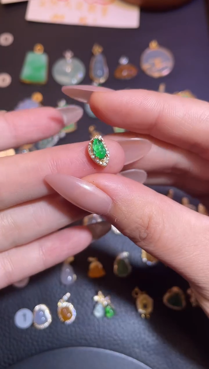 颈饰银S925镶嵌翡翠1