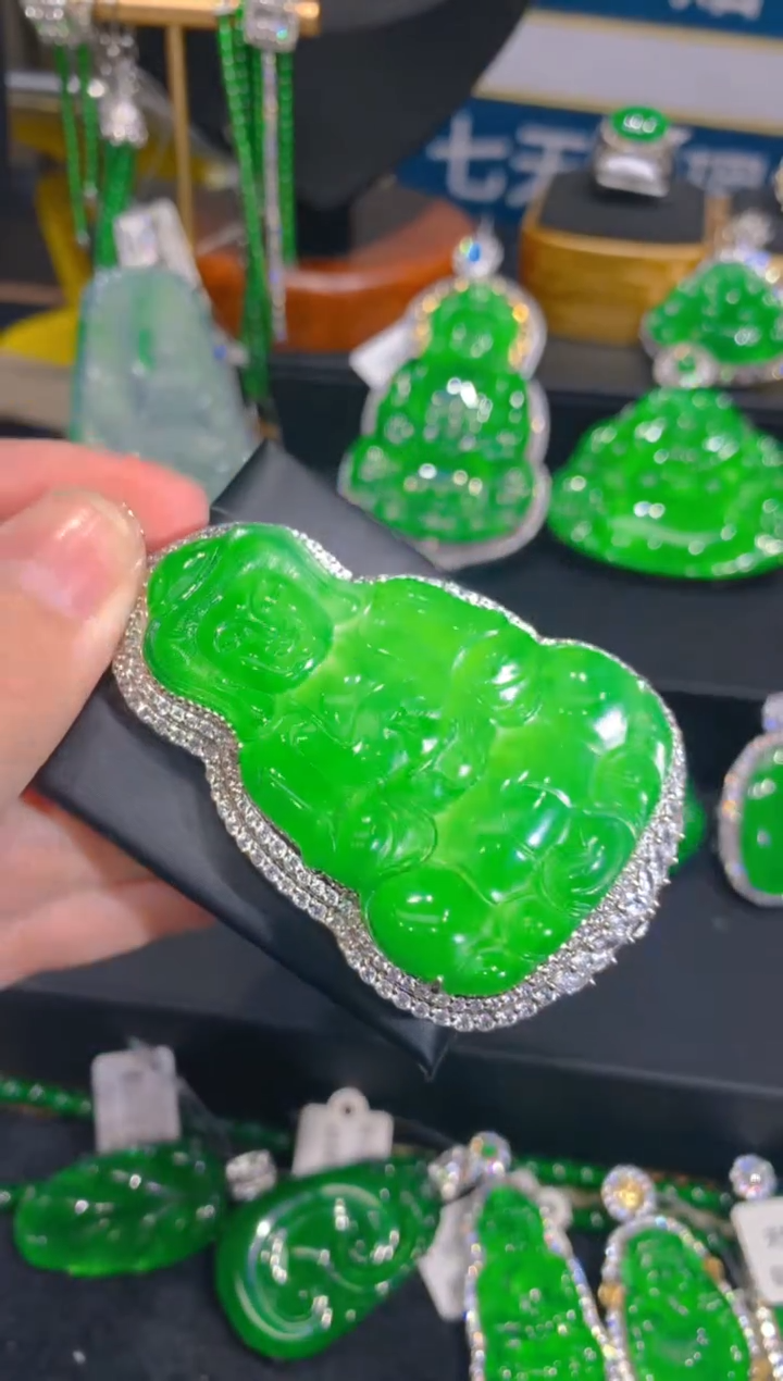 【闪购商品】翡翠颈饰银S925镶嵌46一季