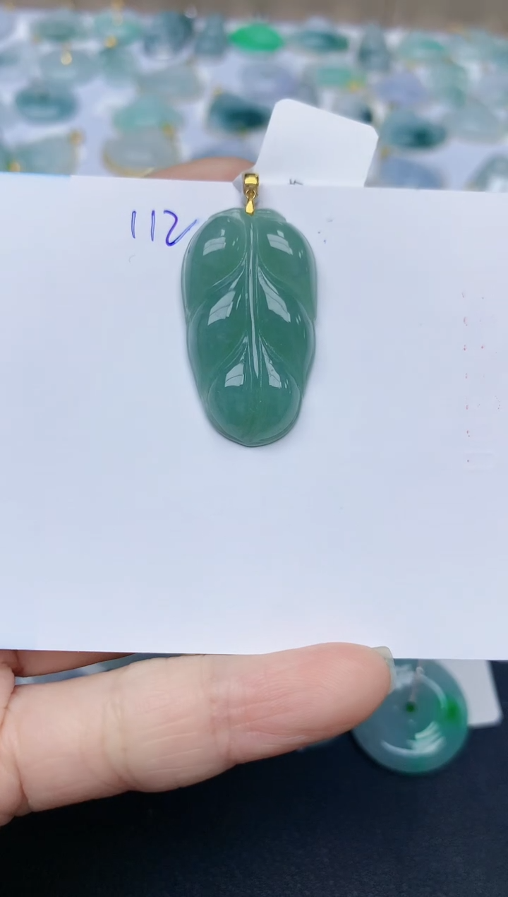 【闪购商品】翡翠颈饰18K金镶嵌天然翡翠A货    112