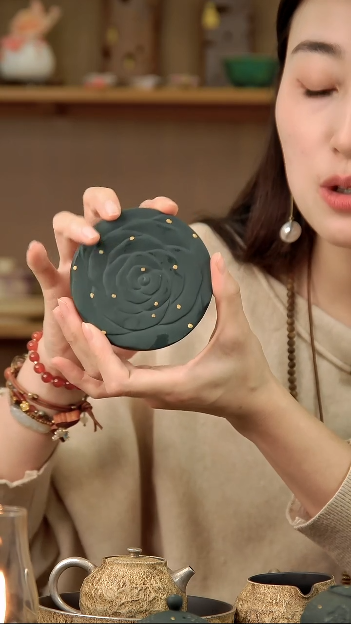 言野手作 初雪玫瑰杯垫