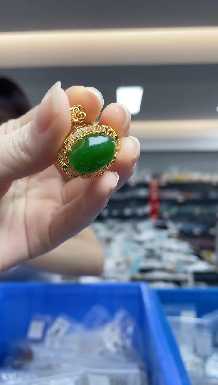 和田玉18K金镶嵌颈饰（多样性发一件）