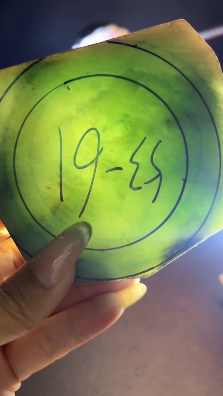 未镶嵌手镯定制翡翠龙*翡翠