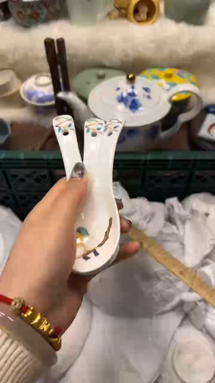 【闪购商品】瓷片        shaozi