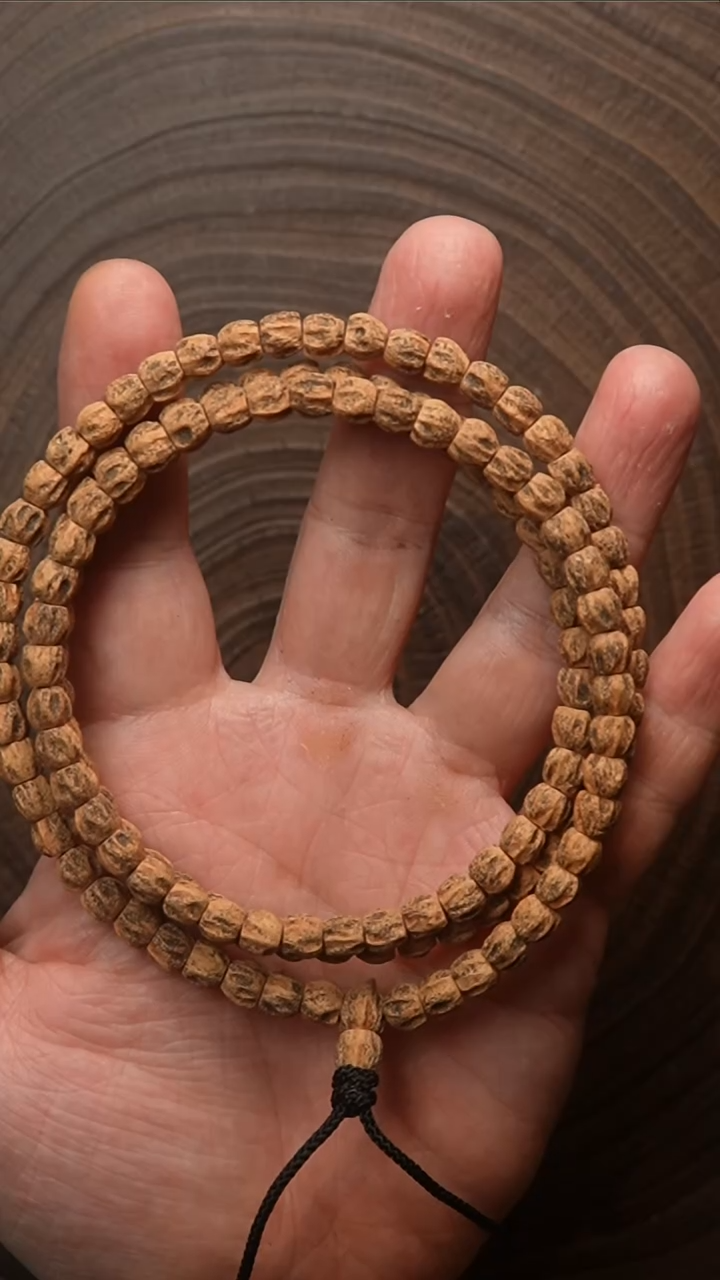 手串金刚菩提念*42号柏香子