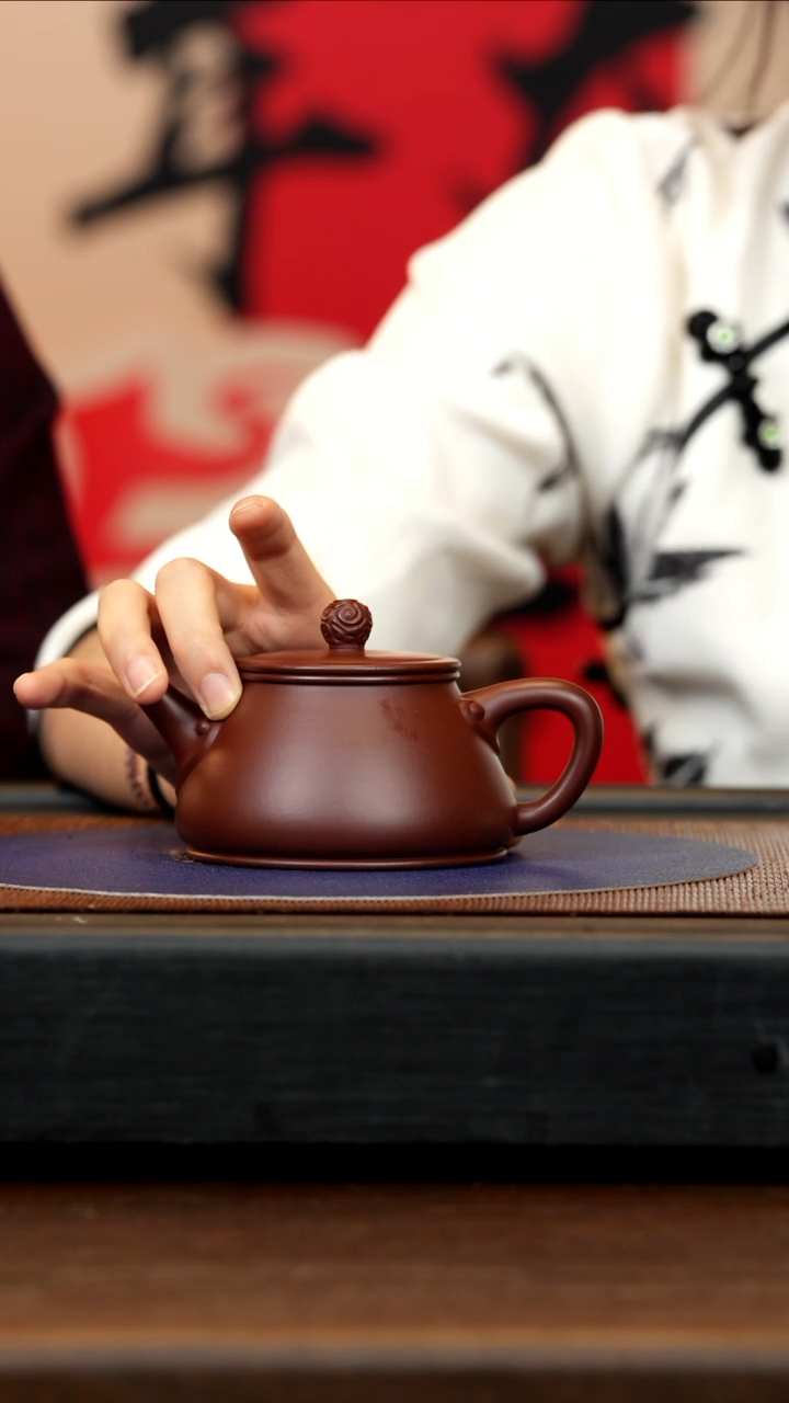 【闪购商品】紫砂茶壶LHQ 紫朱泥 禅瓢 200cc