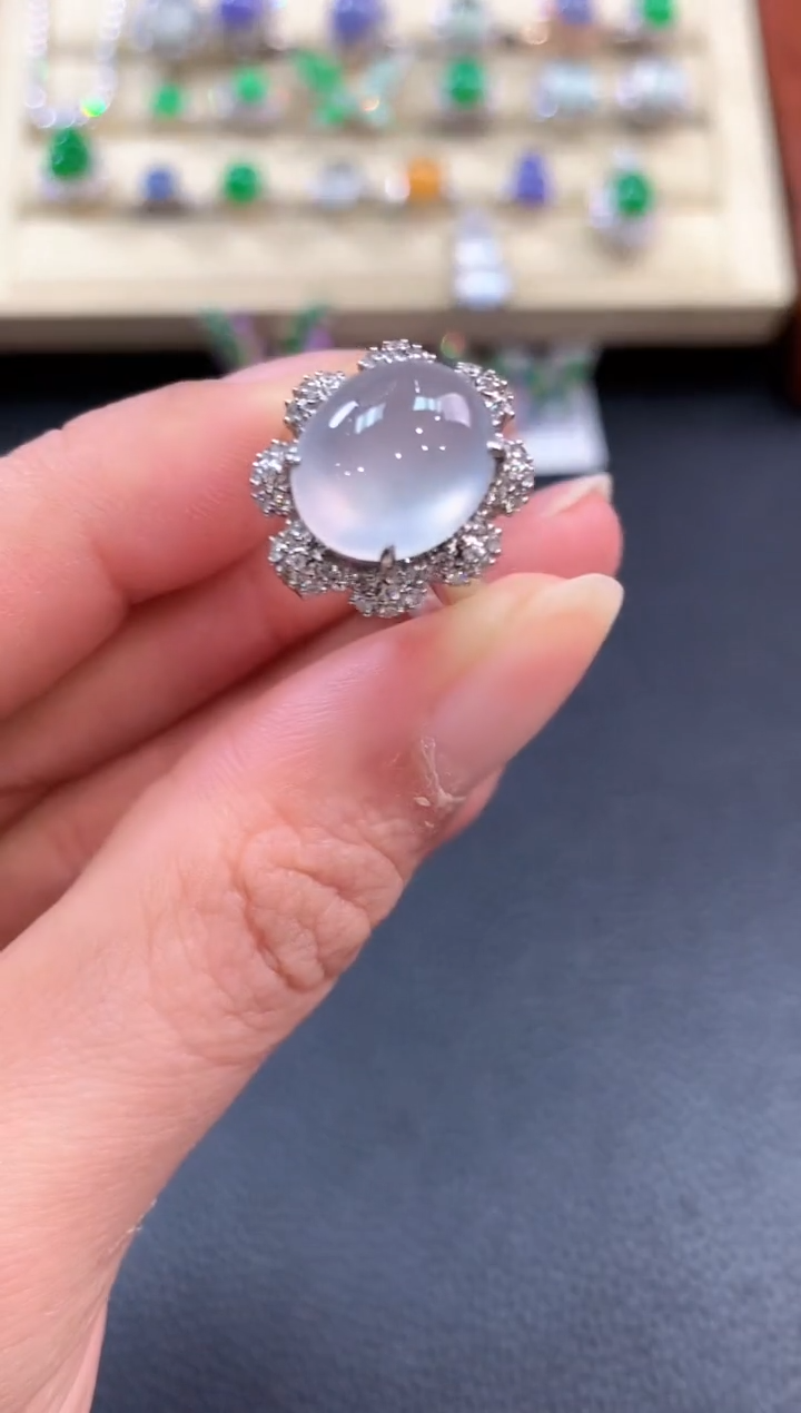 【闪购商品】翡翠戒指18K金镶嵌b194不退换